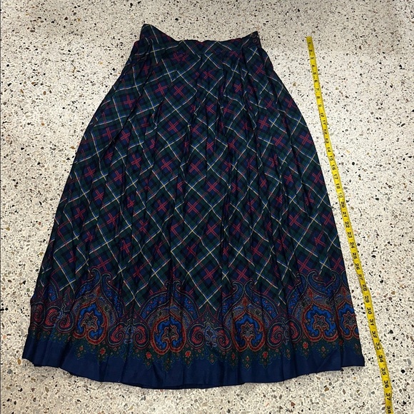 Country Sophisticates by Pendleton USA green navy red tartan holiday plaid set - Picture 3 of 7